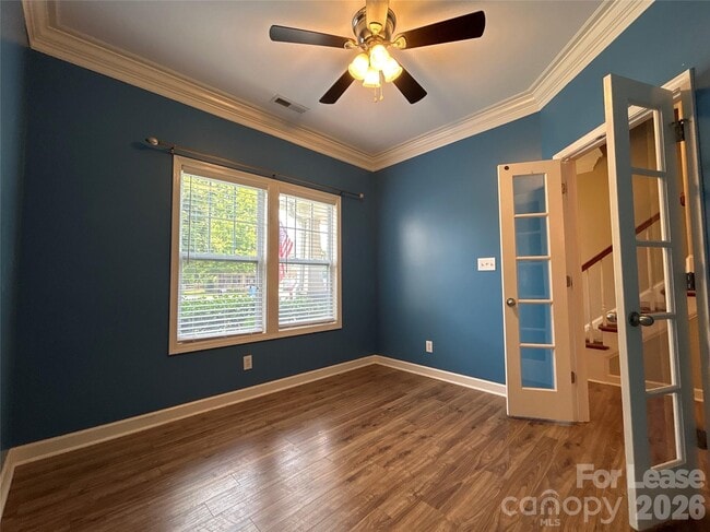 Building Photo - 4406 Overbecks Ln