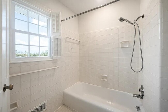 Building Photo - 1212 Bramlett Church Rd