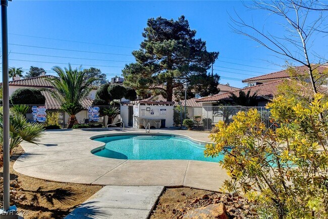 Primary Photo - 6729 W Charleston Blvd