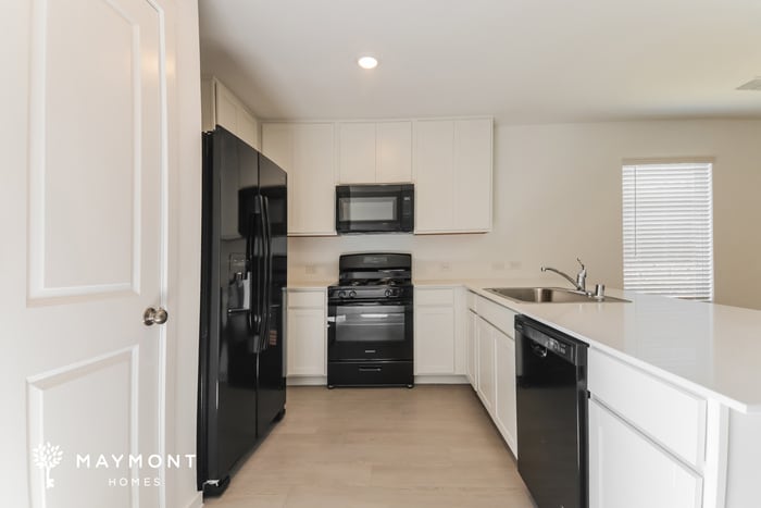 Building Photo - 812 Dressage Ln