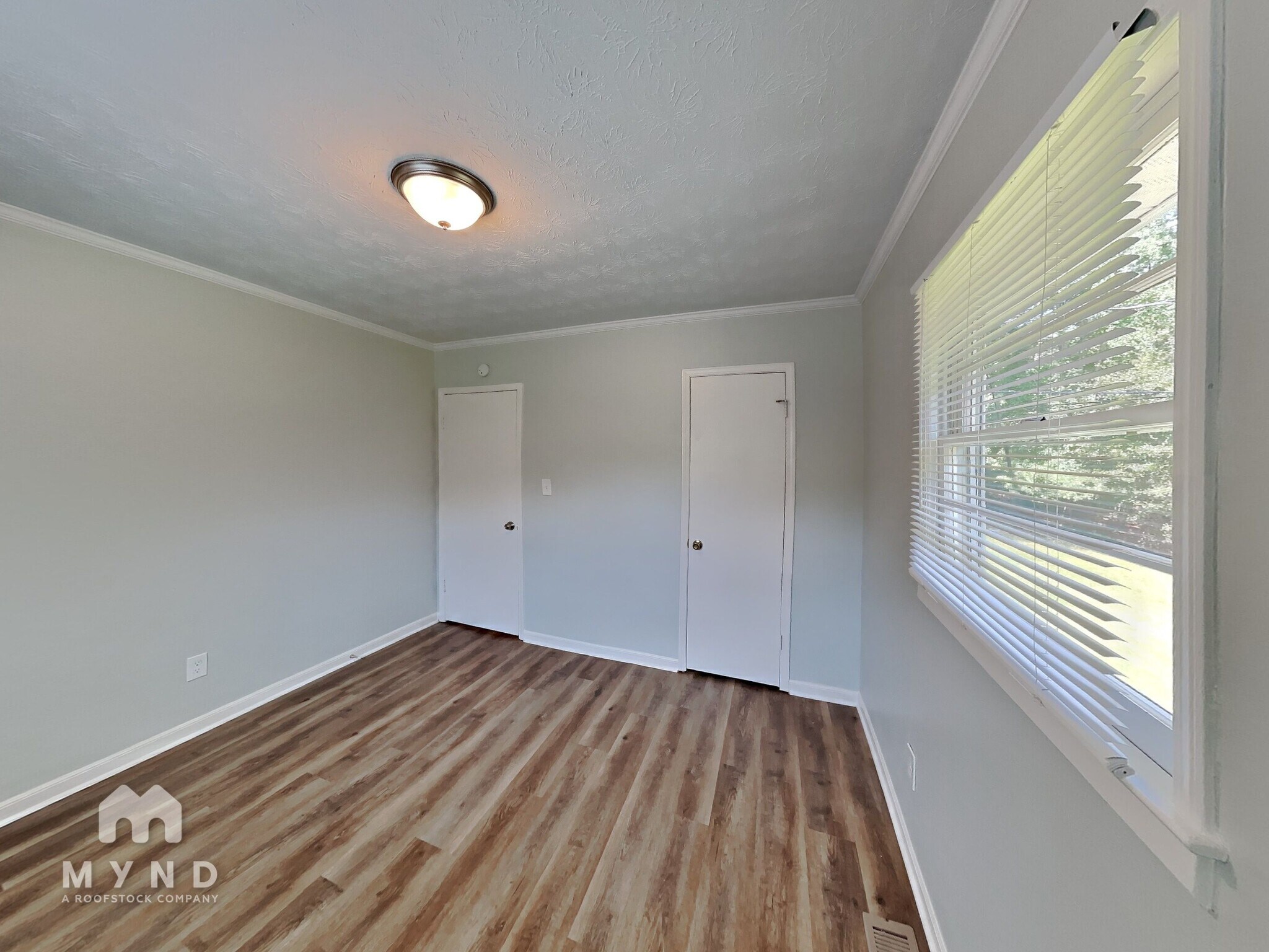 Building Photo - 865 W Hightower Trail