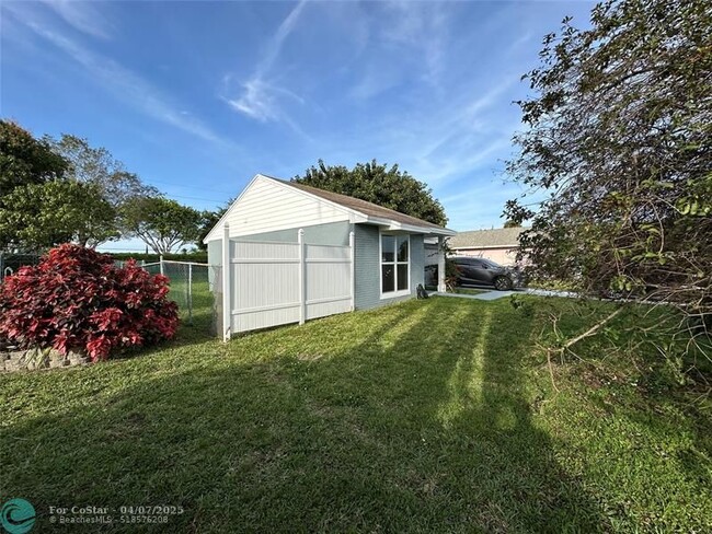 Building Photo - 8395 Garden Gate Pl