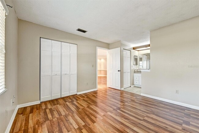 Building Photo - 2833 Orange Tree Cir N