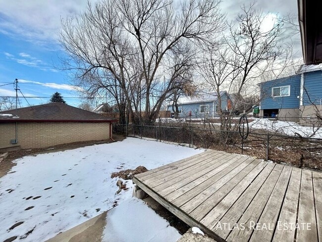 Building Photo - 874 Linley Ct