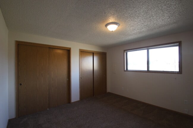 Building Photo - 3107 NE Whitman Ave