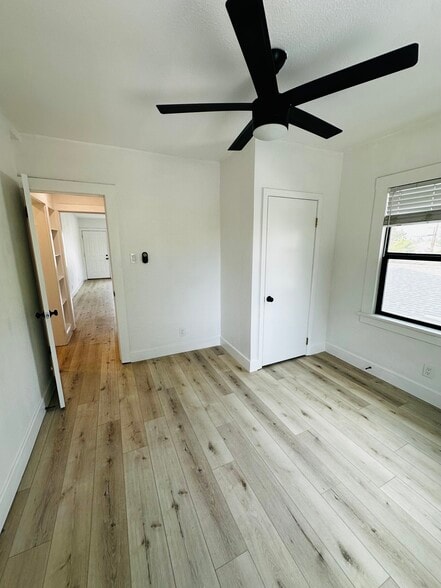 Building Photo - 823 W Orange St