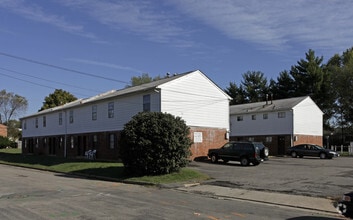 Building Photo - 2201-2231 Williamsburg Rd