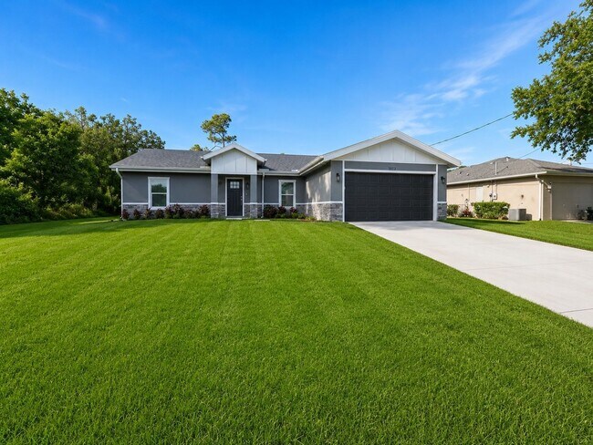 Building Photo - 5071 Rosette Rd