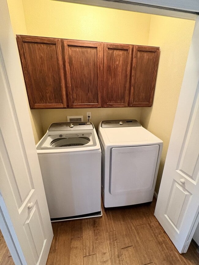 Building Photo - Harbour Breeze Estates