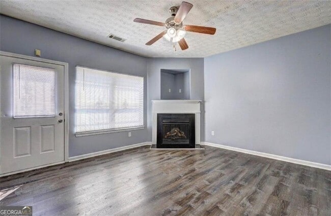 Building Photo - 6316 Ellenwood Dr