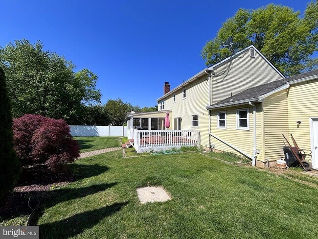 Building Photo - 27 Cartwright Dr