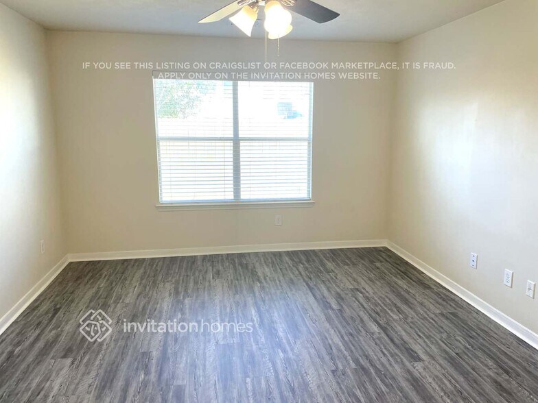 Building Photo - 1411 Baychester Ln