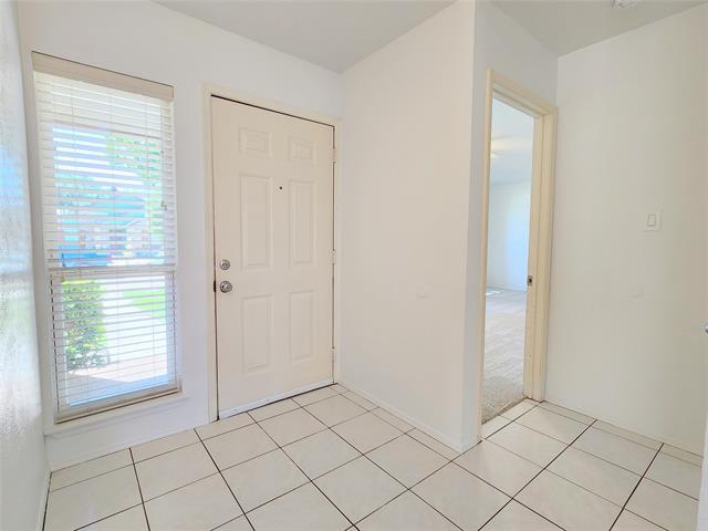 Building Photo - 4144 Driscoll Dr