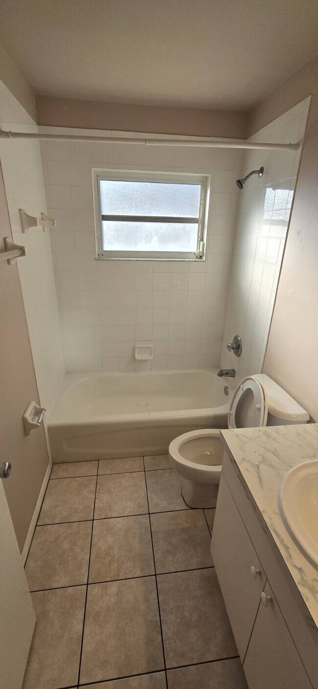 Building Photo - 15598 Spring Line Ln