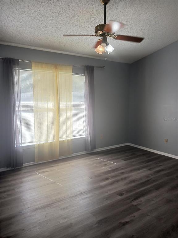 Building Photo - 7706 Covedale Dr