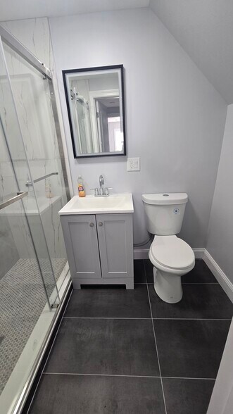 Building Photo - 272 Market St