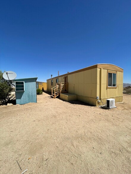 Building Photo - 52576 Quail Bush Rd