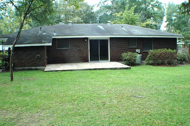Building Photo - 3765 Pleasant Valley Rd
