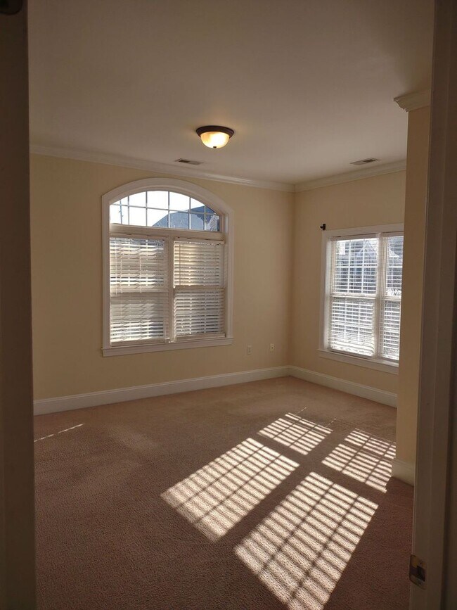 Building Photo - Spacious Raleigh Home with Detached Guest Suite Minutes from Downtown