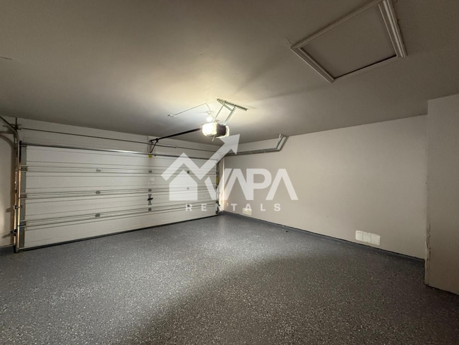Building Photo - 511 Sanderling