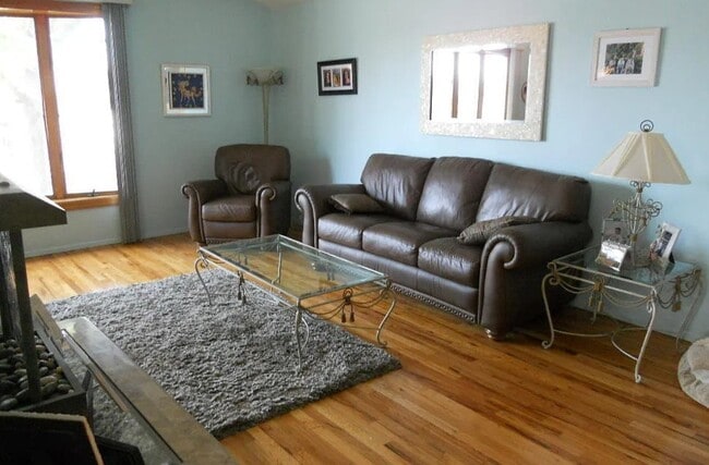 Building Photo - 19 Berglund Ave