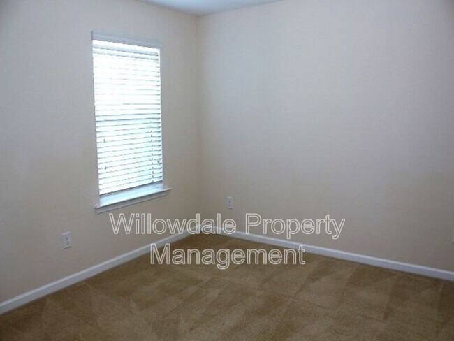 Building Photo - 1064 Midvale Ave