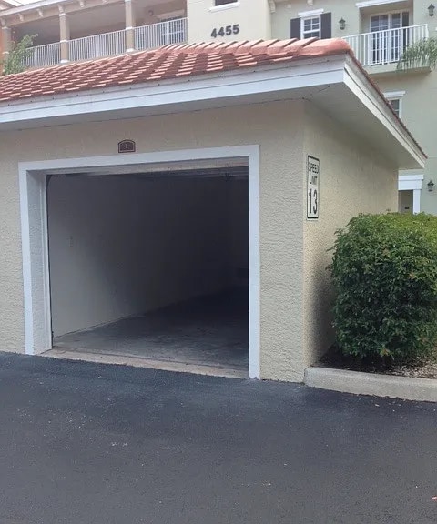 Building Photo - 4455 Botanical Pl Cir