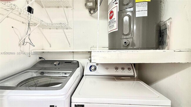 Building Photo - 7531 SW 95th Pl