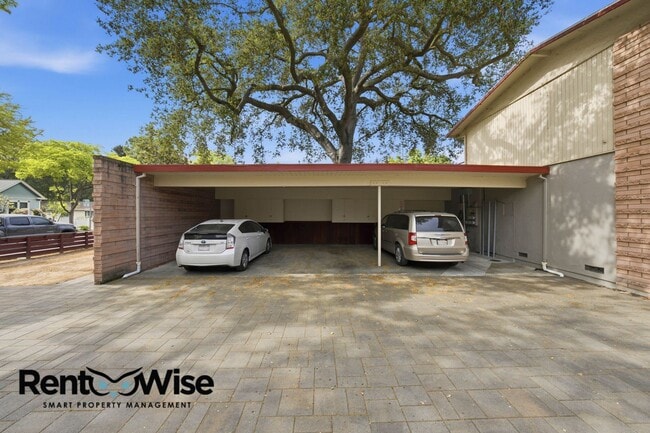 Building Photo - 569 Addison Ave