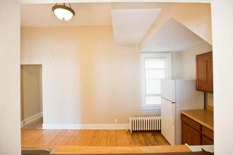 Building Photo - 1603 N Van Buren St