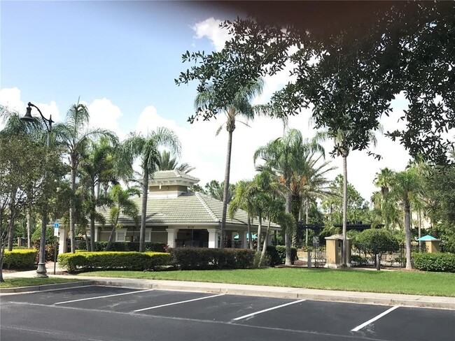 Building Photo - 4114 Breakview Dr