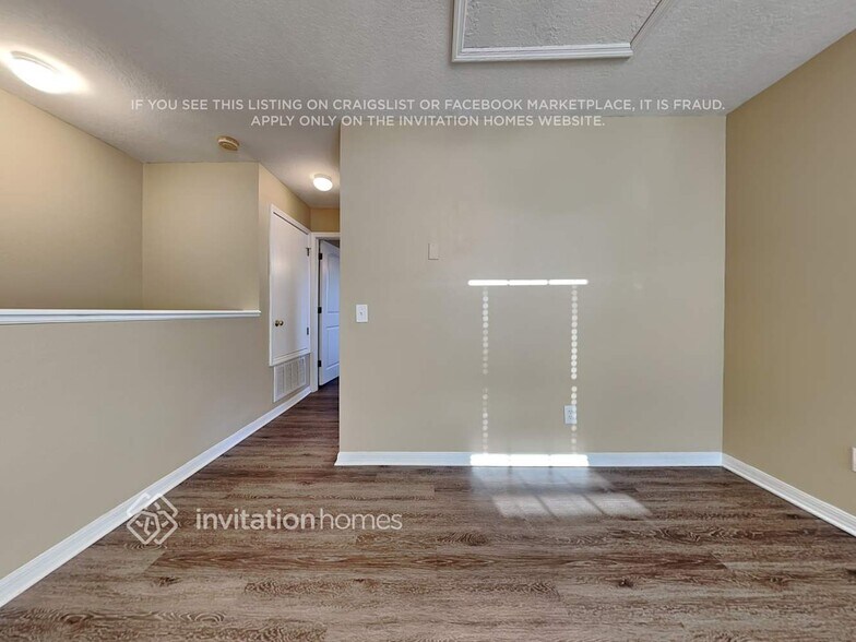 Building Photo - 3931 Stornoway Dr