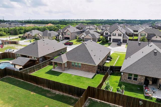 Building Photo - 222 Red Oak Dr