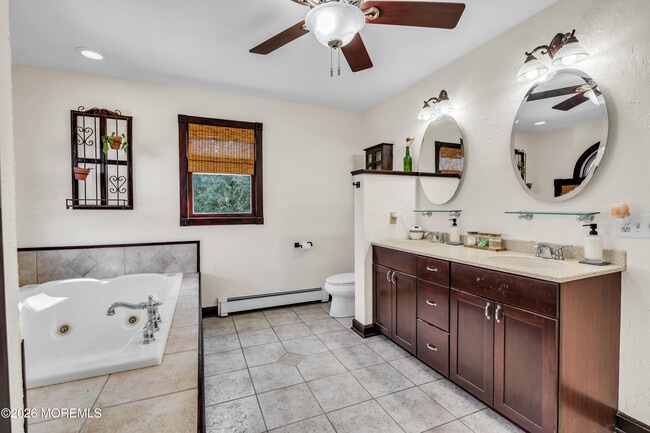 Building Photo - 24 St Nicholas Pl