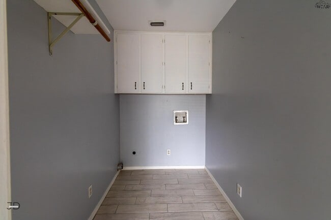Building Photo - 9 Lackland Cir
