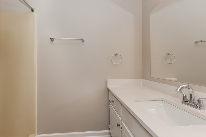 Building Photo - 105 Bordeaux Ct