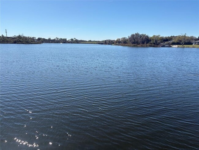 Building Photo - 3265 Hidden Lake Dr