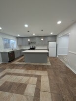 Building Photo - 5232 Richard Rd