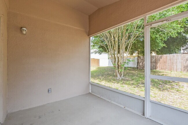 Building Photo - 1381 Winged Foot Dr