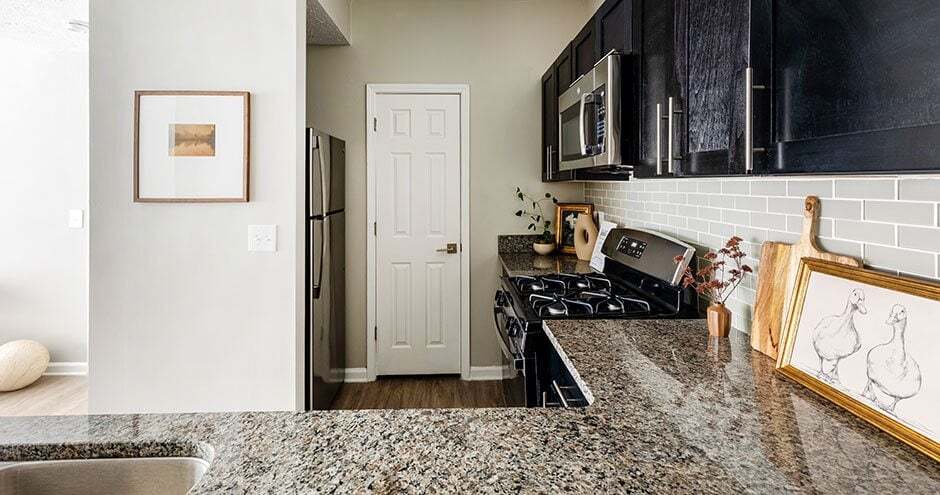 Building Photo - Park at The Hill