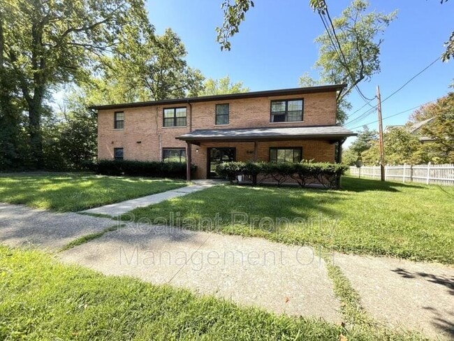 Primary Photo - 6405 Gracely Dr