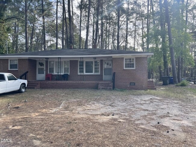 Building Photo - 429 Rose Ln