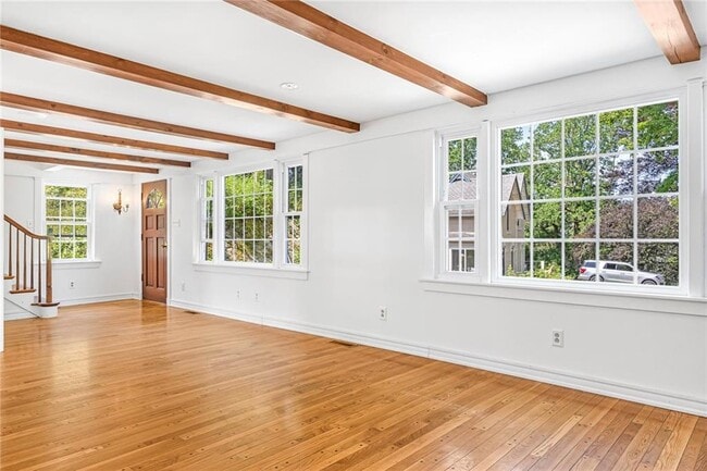 Building Photo - 214 Highland Rd