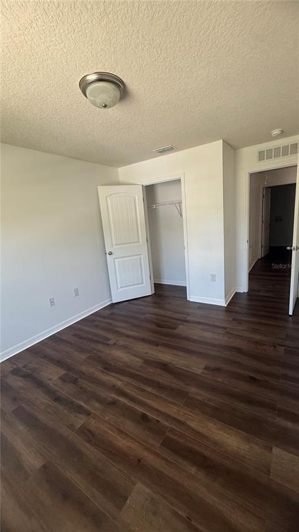 Building Photo - 15 Renshaw Dr