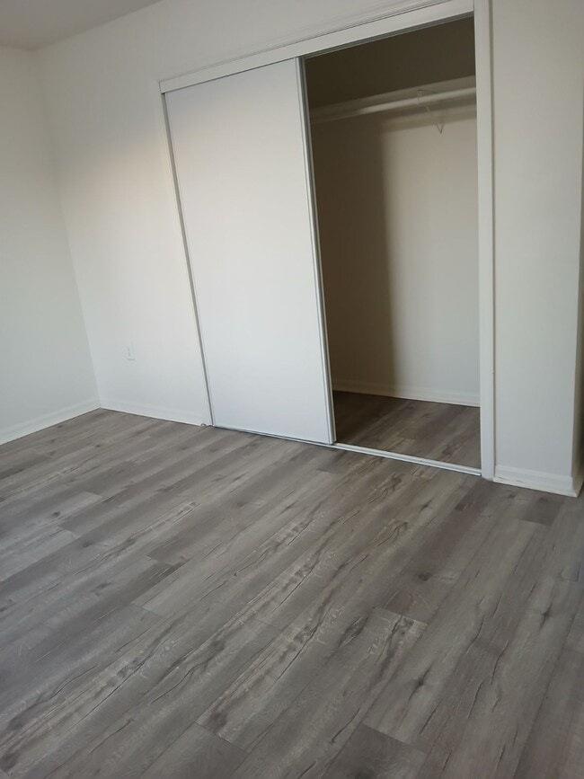 Building Photo - 1950 Cherry Ave