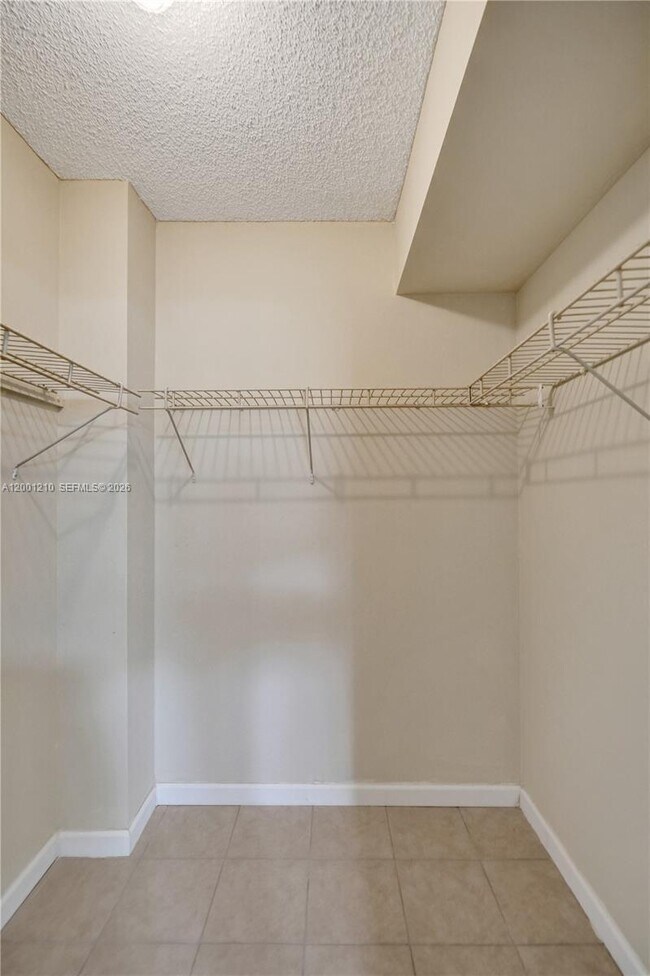 Building Photo - 3051 NW 46th Ave