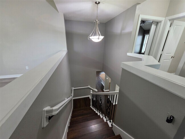 Building Photo - 19415 Bronte Springs Court