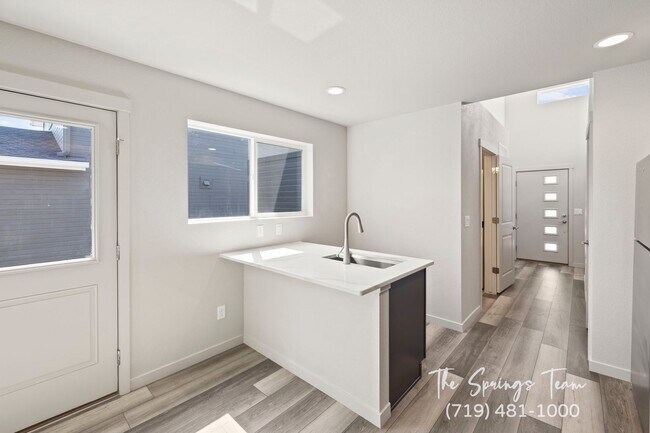 Building Photo - Modern BRAND NEW 2BD/2BA Home in the New Preamble Collection at Greenways - Security Deposit Waiv...