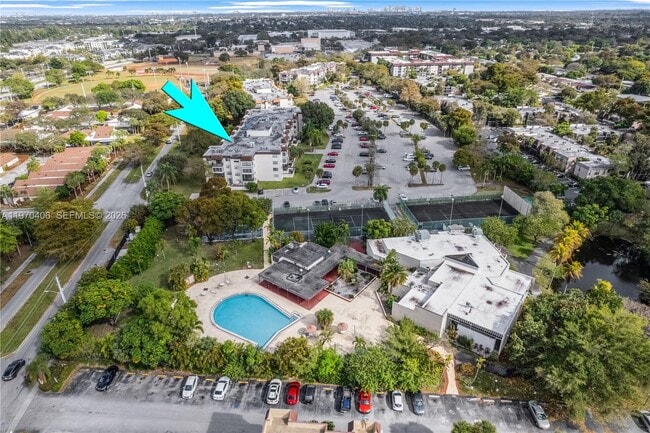 Building Photo - 7100 NW 17th St