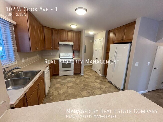 Building Photo - 102 W Cook Ave